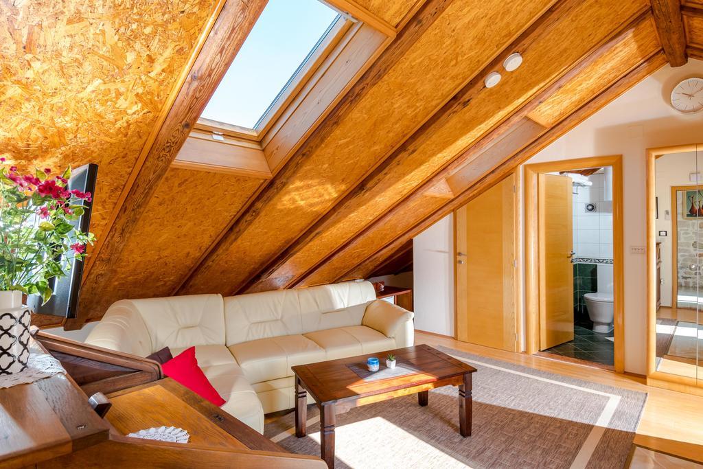Rooms Miron - Adults Only Сумартин Экстерьер фото